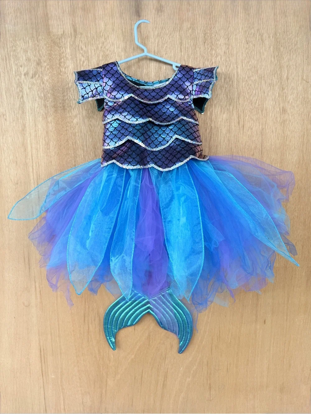 Gillian’s Closet Mermaid Costume Dress Blue Purple Tulle Tail Fin Size 5